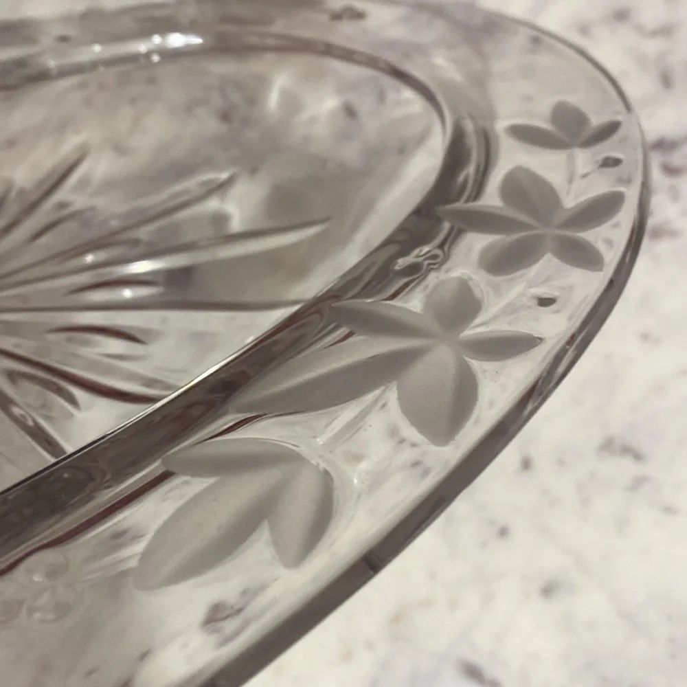 Lead Crystal large frosted Heart Decor